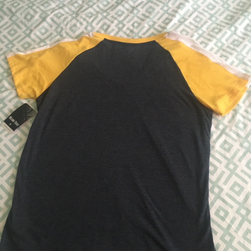 NBA Woman’s Pacers Tee. NWT. Size XL - Picture 3 of 6